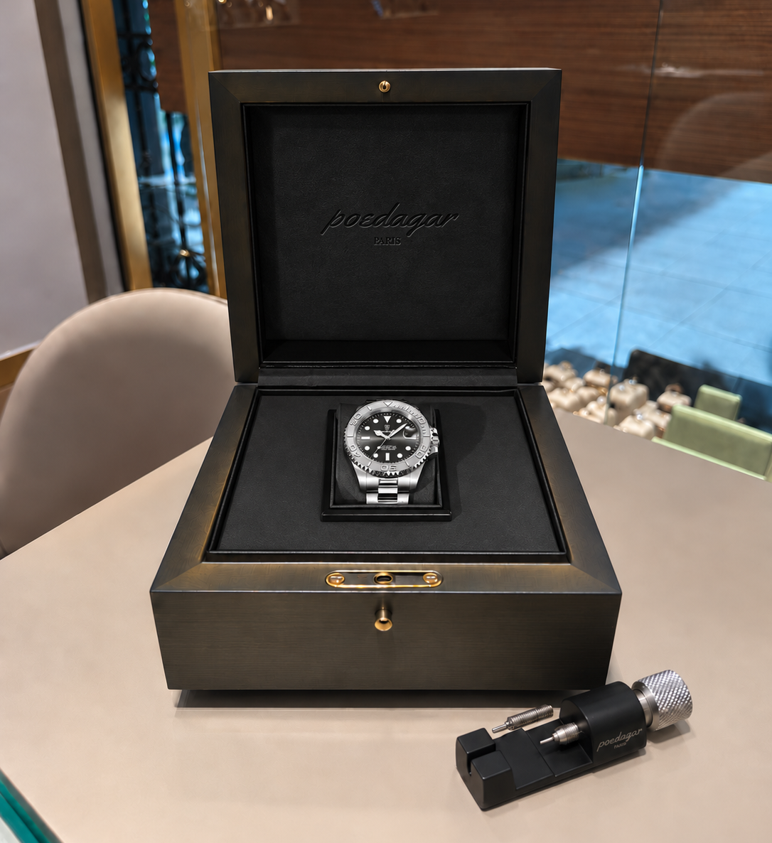 In einer eleganten Geschenkbox geliefert