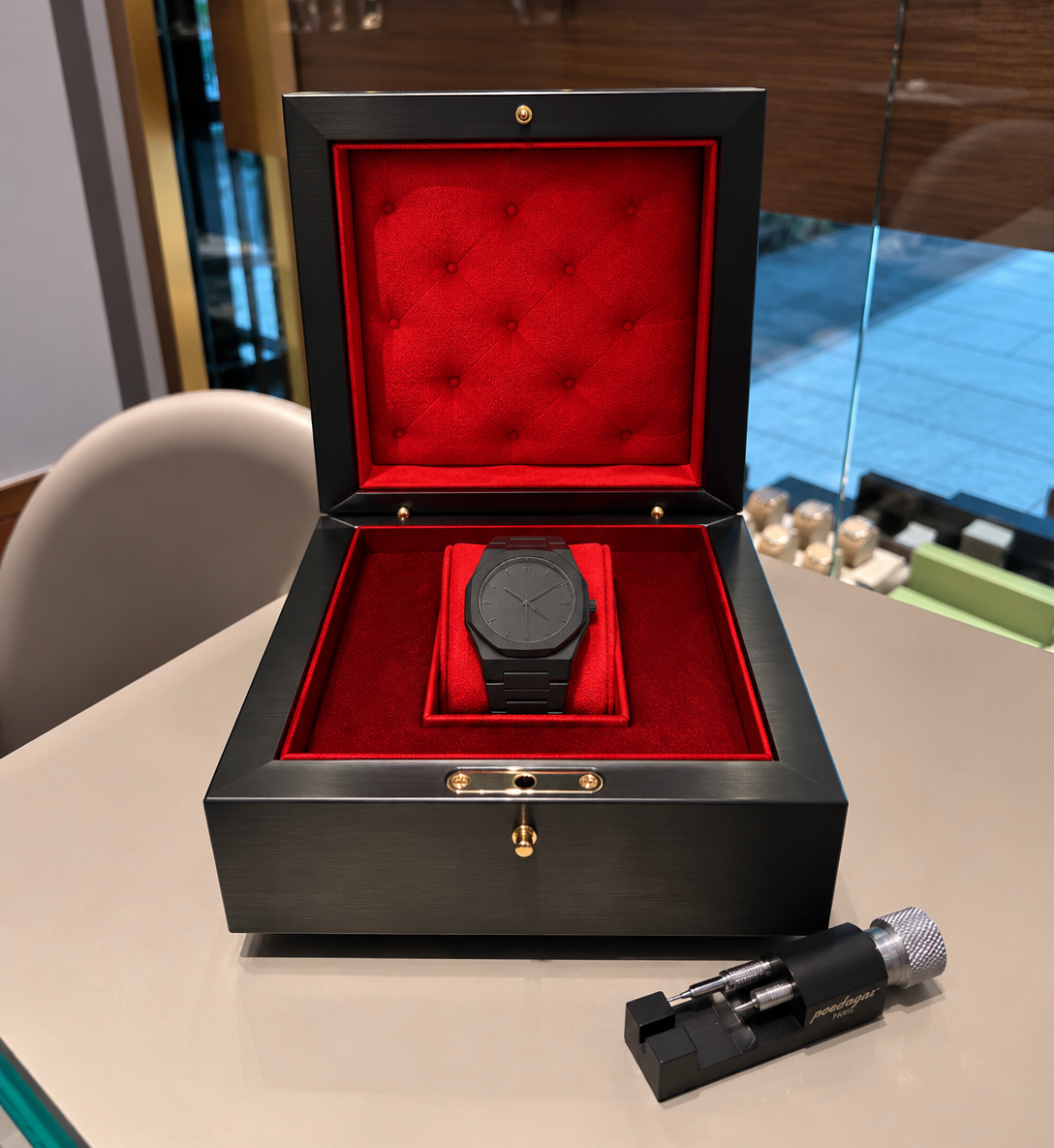 In einer eleganten Geschenkbox geliefert